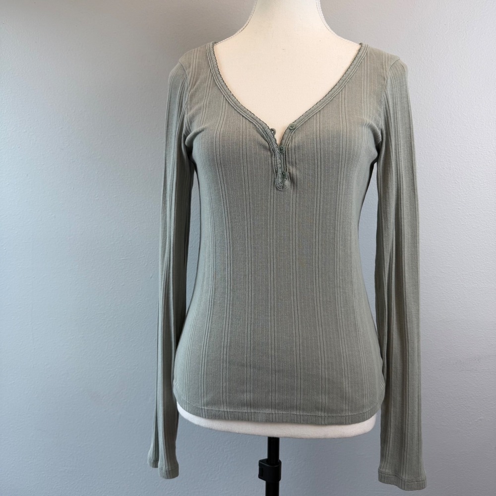 American Eagle Sage Green Ribbed Henley Long Sleeve Top Medium